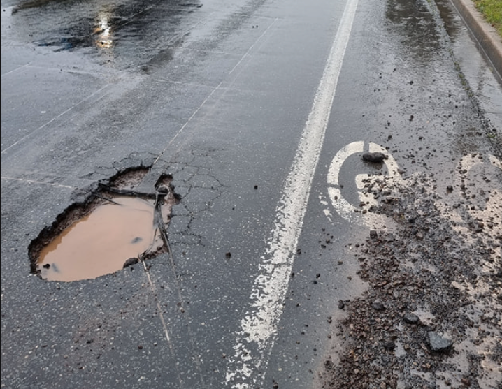 Pothole on Melrose Drive