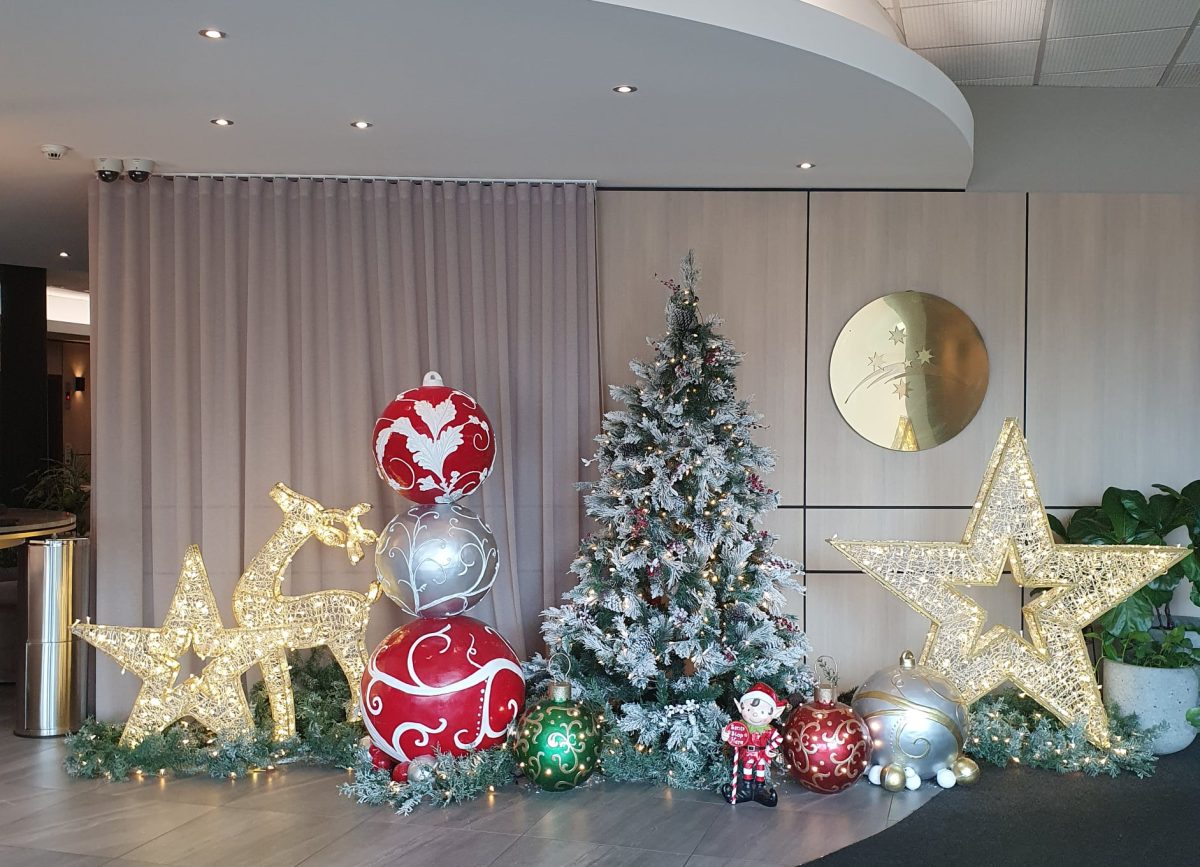 christmas decorstions at Canberra southern cross club.