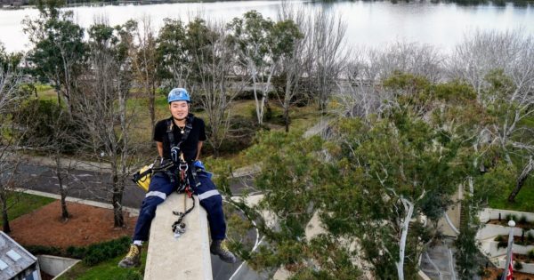Odd jobs: It started with indoor rock climbing, now Gilbert scales Canberra's tallest buildings