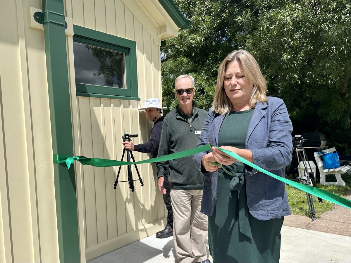 Canberra Croquet Club ceremonial ribbon cutting