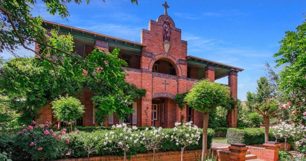 Old Gunning Catholic convent to go up for auction