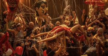 Hollywood's golden era is lavish - and lurid - in Damien Chazelle's Babylon