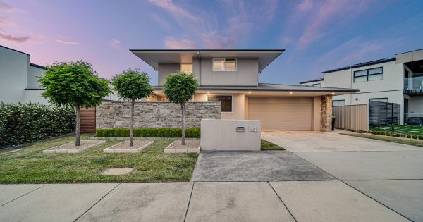 Hassle-free, future-proofed family-friendly contemporary home in Wright