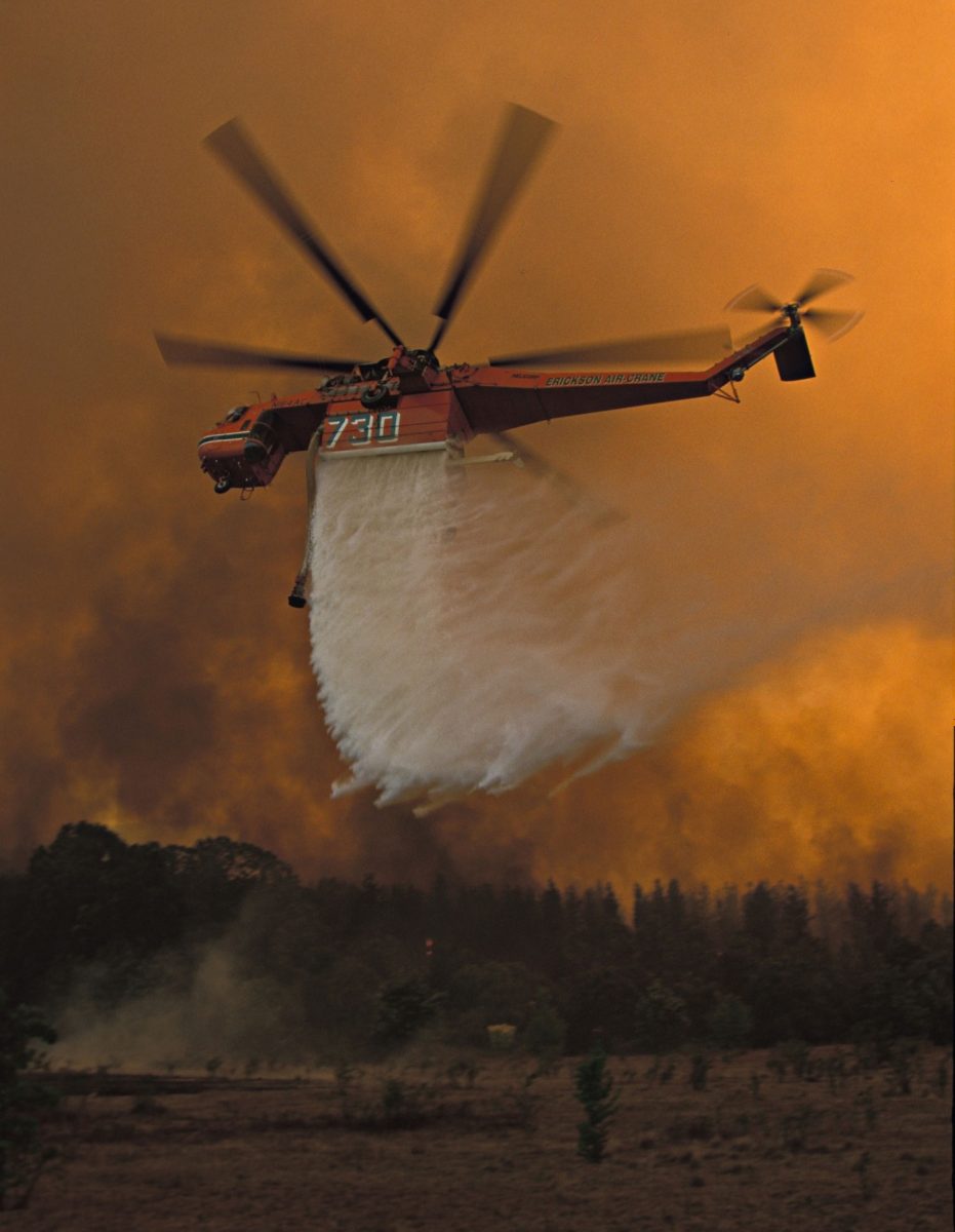 Firefighting helicopter in action