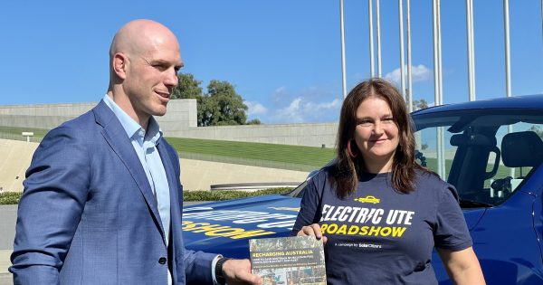 Pocock sends off Canberra's first electric ute on tour of Australia