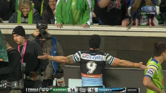 Michael Ennis at GIO Stadium after the Sharks defeat the Raiders in 2016