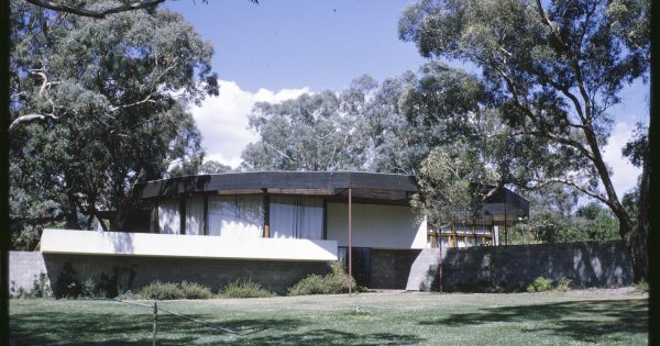 Canberra Modern shines a light on the city's experimental mid-century architecture