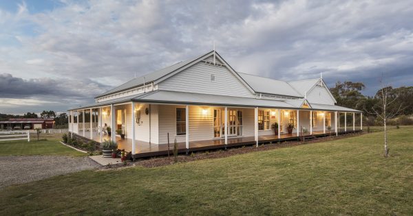 Step into the past with modern luxuries at this landmark Braidwood retreat