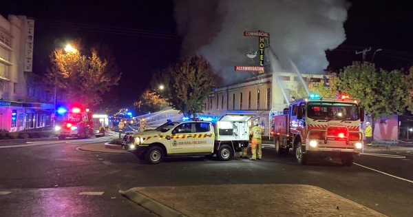 UPDATE: Police begin investigations after historic Yass hotel is gutted by 'suspicious' fire