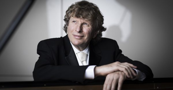 Acclaimed pianist Piers Lane to perform at the new Snow Concert Hall, conduct master class