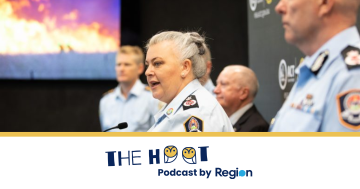 PODCAST: The Hoot on Robodebt responsibility, ESA toxicity and puppy yoga (yes, really)