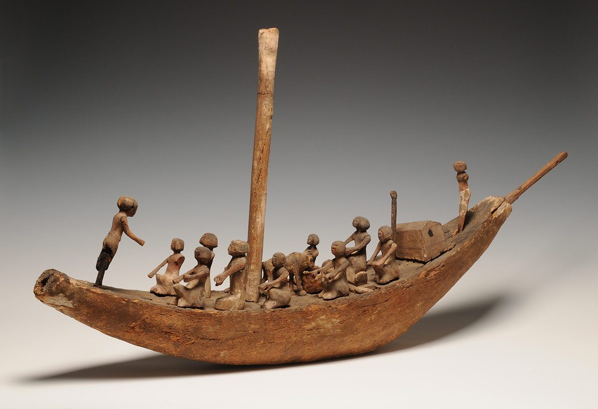 rare wooden model boat from the 11th Dynasty