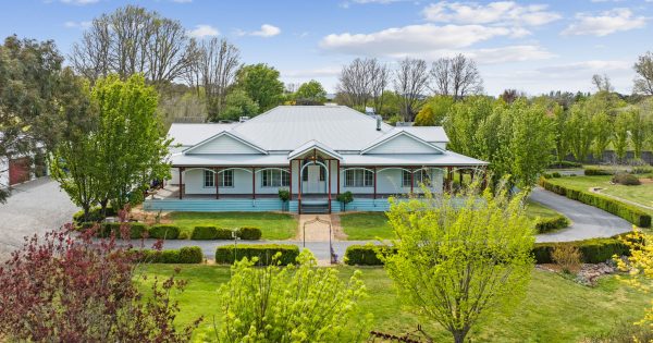 Country charm comes to life in Braidwood's 'big white house'