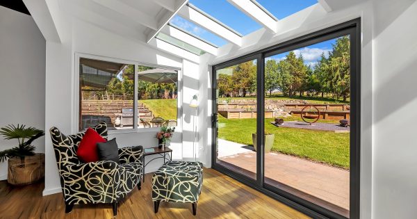 Survey your surrounds from every window at this 35-acre property in Burra