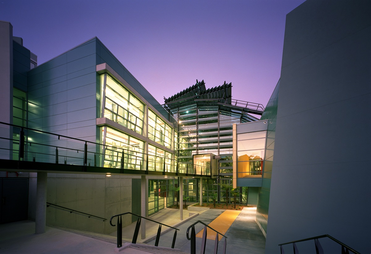 exterior of CSIRO discovery centre