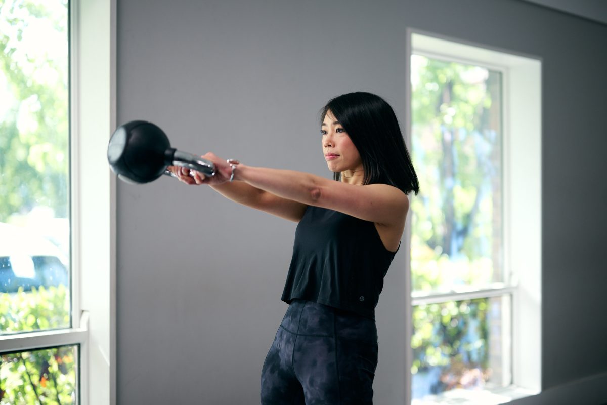 Angela Cheng lifting weight