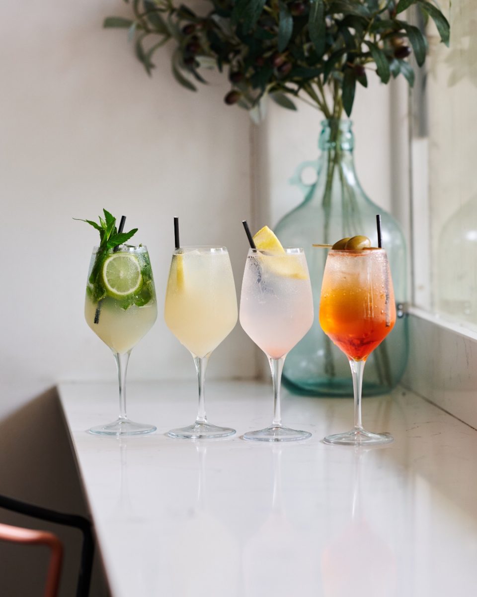 Four different cocktails 