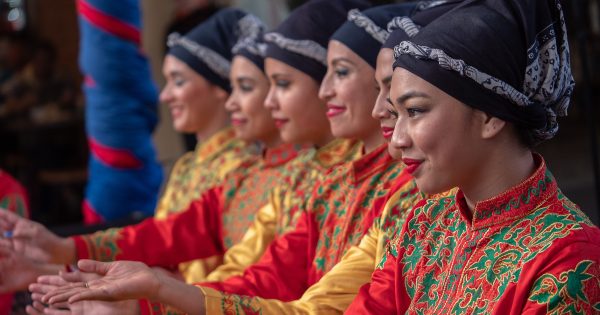 Diversity takes centre stage at National Folk Festival