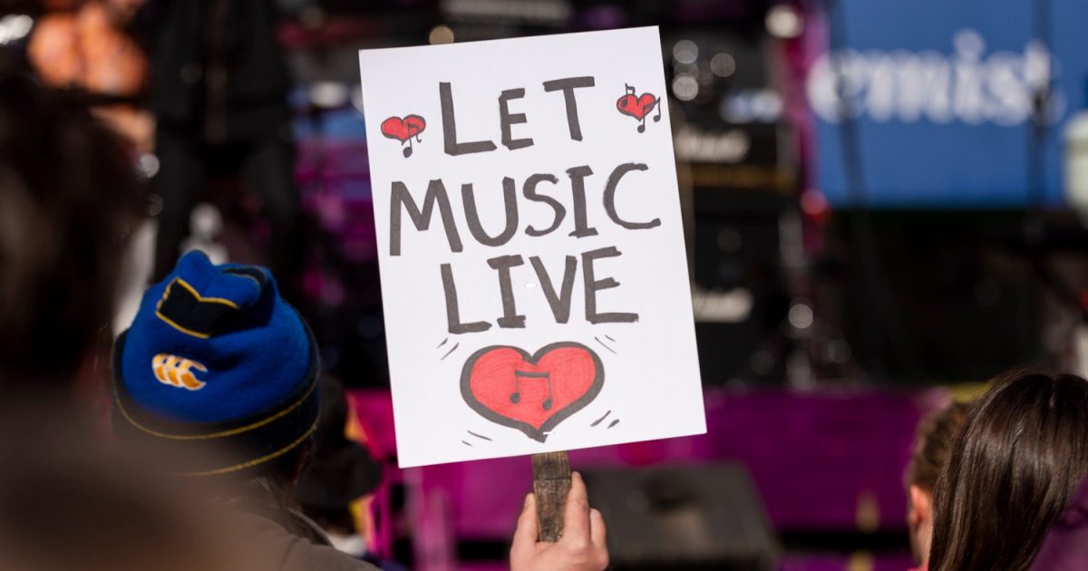 Greens promise to establish four more entertainment hubs to reboot live music | Riotact