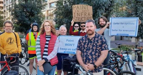 Renewed push for separated cycle lane on 'black spot' Northbourne Avenue