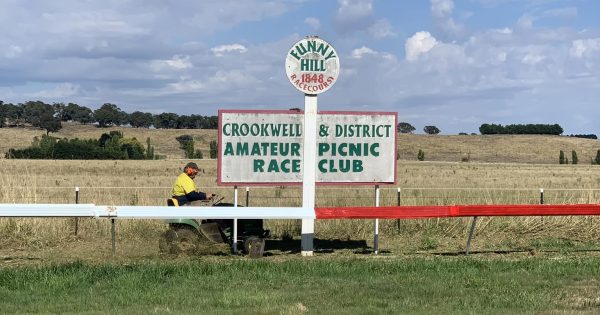 When it comes to traditional bush races, at Binda, it's a picnic