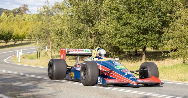 Racecars run warm-up laps of National Arboretum ahead of weekend's motorsports action