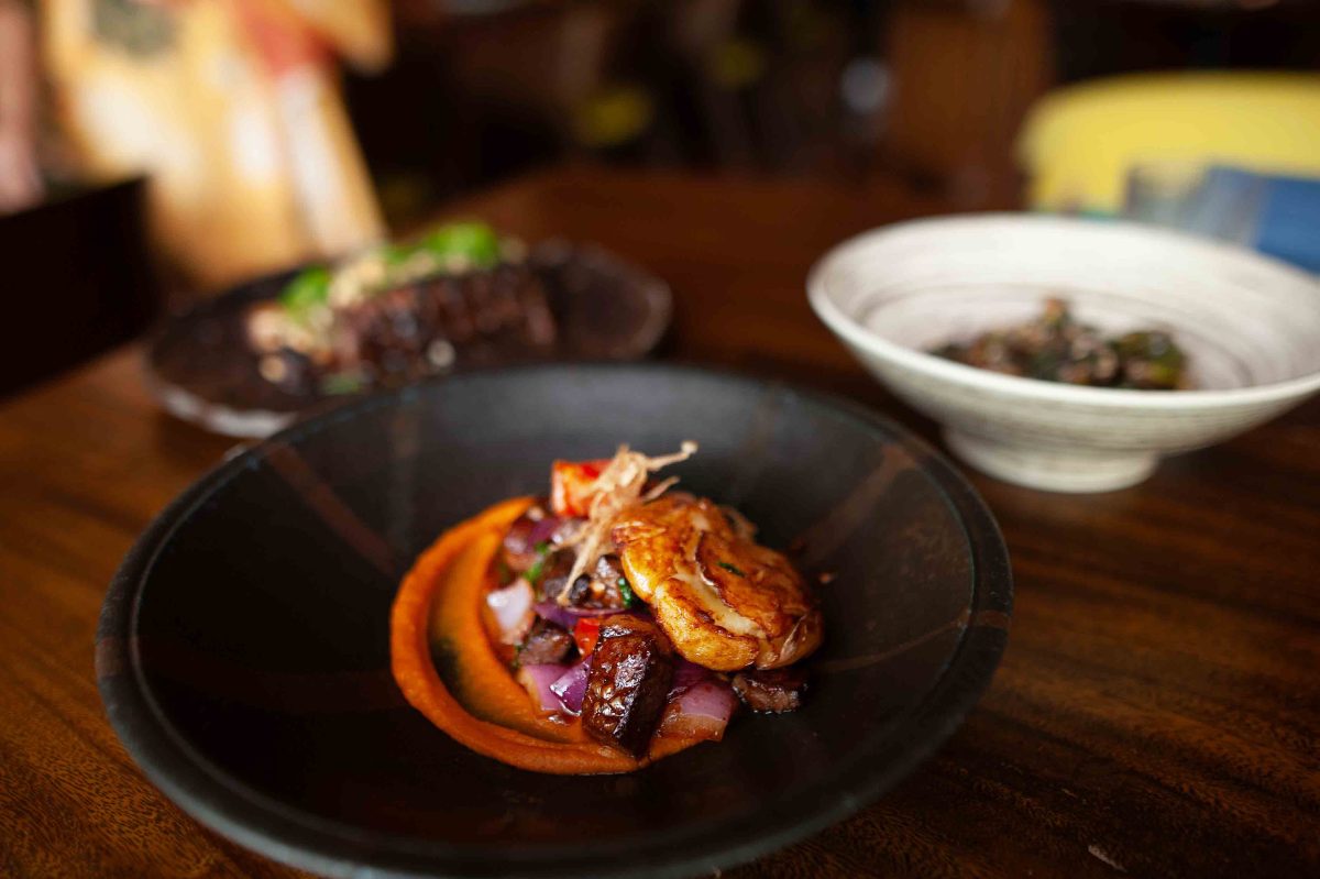 grilled wagyu and stir-fried tomato and onio