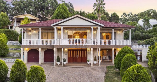 Enjoy a life of luxury with plenty of room to move in Lyneham