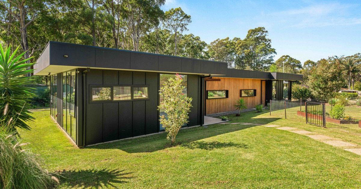 A combination of thoughtful design and a bush setting make this home a standout for anyone looking for a coastal…