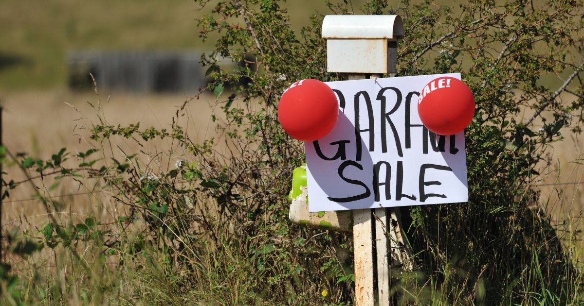 Tips and tricks to make the most out of the bargain hunters at your garage sale | Riotact