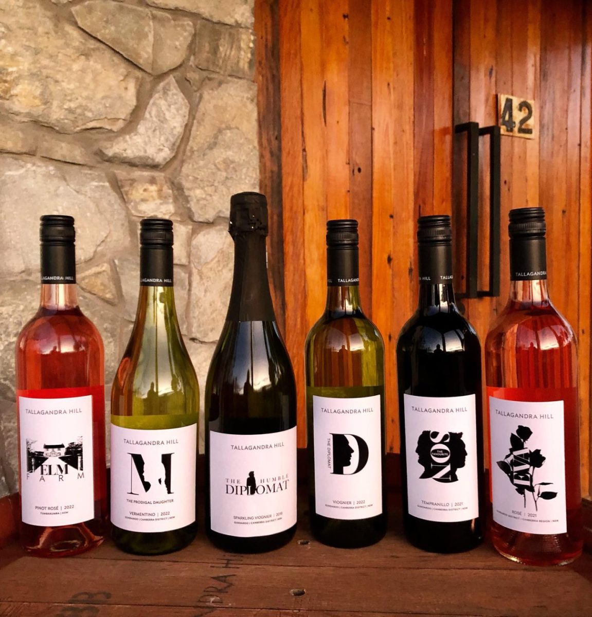 Various bottles of wine 