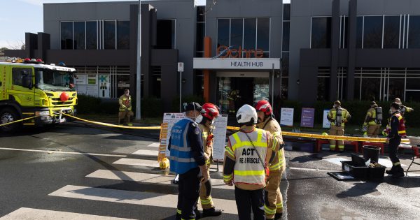 Medical centre at Belconnen left with 'significant damage' after morning fire