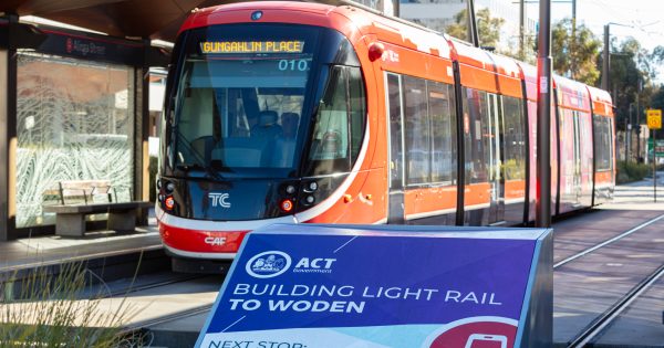 Greens pledge to accelerate light rail but Steel says they're dreamin'