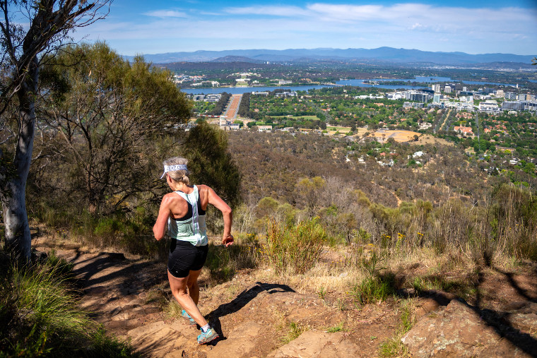 woman running 