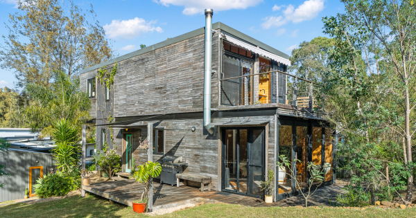 Bawley Point container home masterfully combines rustic charm and sustainable living