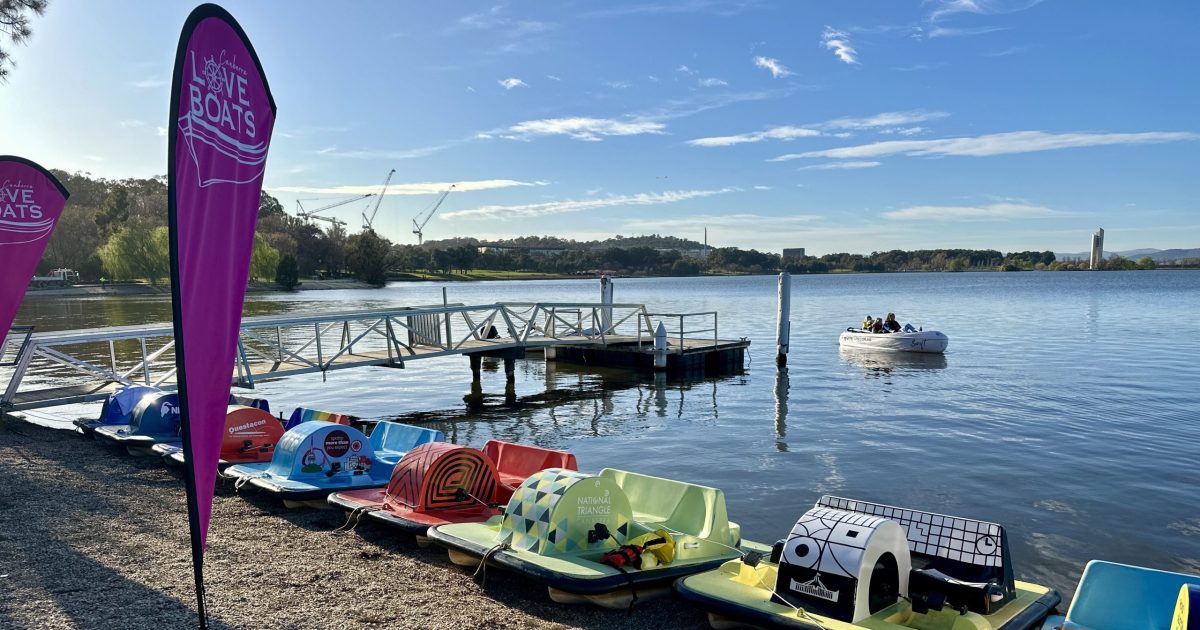 Paddle boats are coming back to Lake Burley Griffin in a big way | Riotact