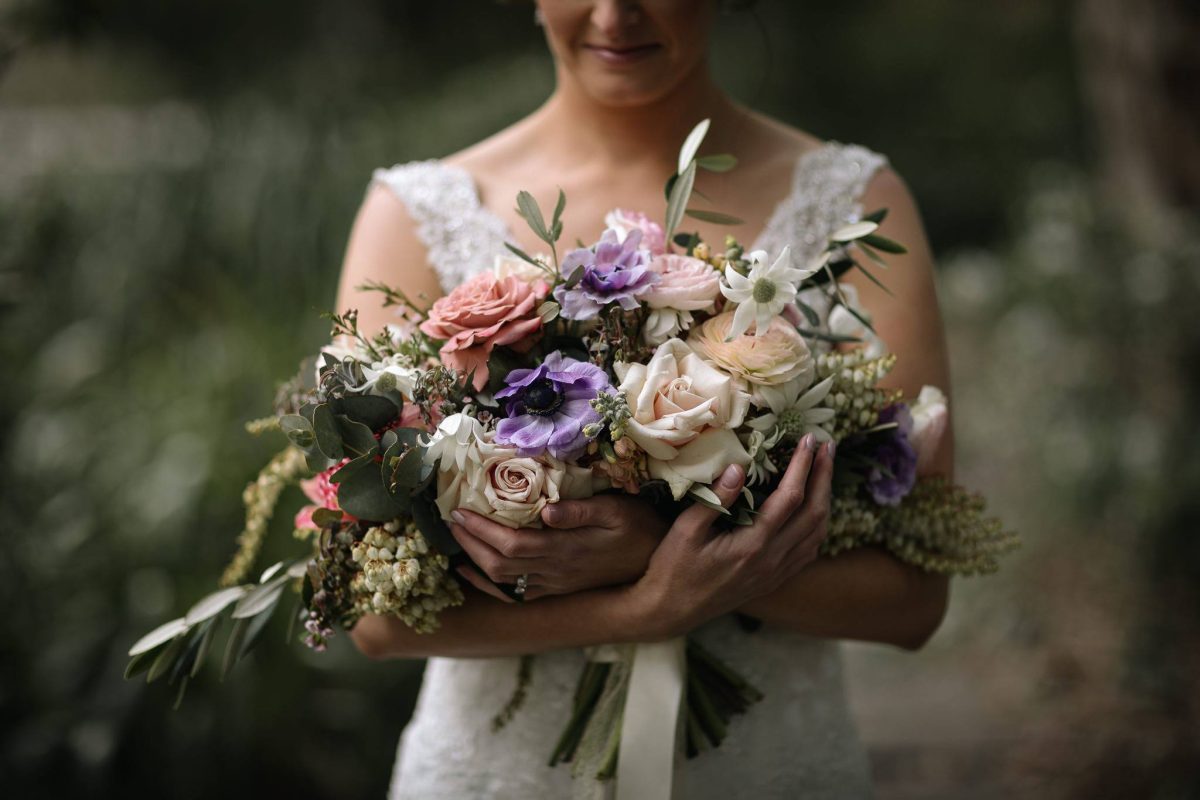 bride holding bouquet