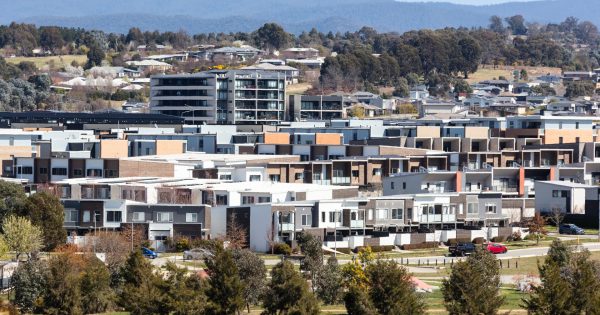 Inquiry to put booming but troubled strata sector under microscope