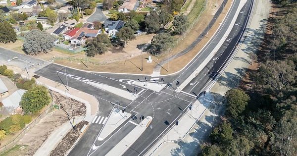 Tuggeranong's Sulwood Drive to reopen on Monday, despite fears of roadworks dragging on into December