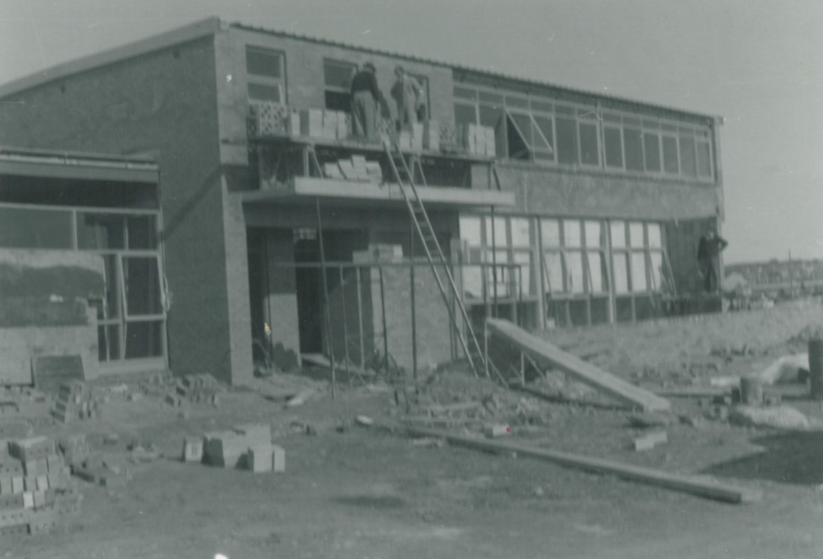 Construction of the Tradies in 1964