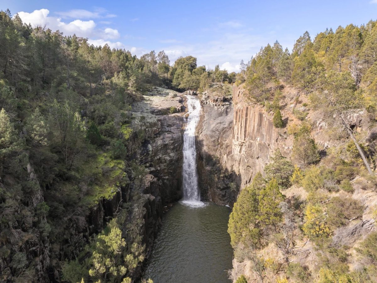 Ginninderra Falls up for sale, raising hopes it could be re-opened for ...