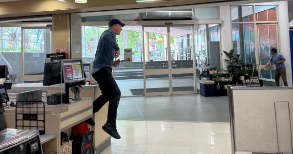 WATCH: Alleged knife-point robbery caught on camera at Coles Manuka