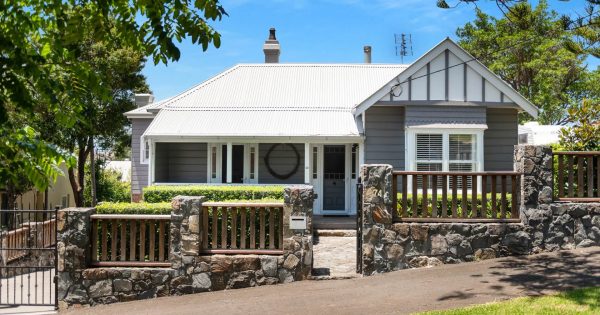 A fully-restored circa 1900s Kiama home of iconic beauty