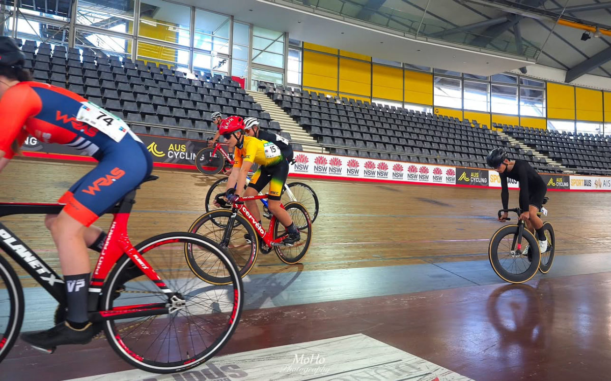 Track cycling 