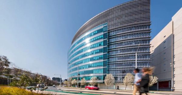 Veterans' Affairs locks in new Canberra office with $189 million lease