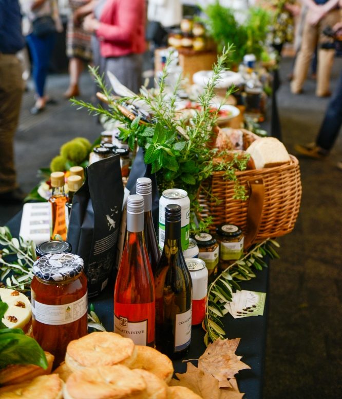 Table with food and wines