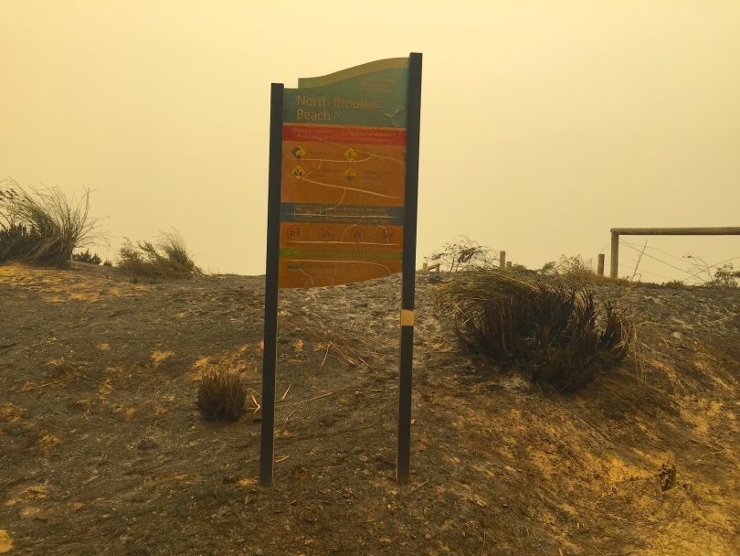 Foreshore burnt at North Broulee