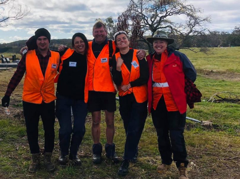 A BlazeAid team of volunteers from Braidwood.