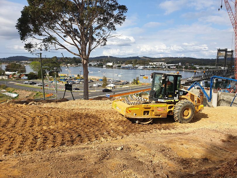 Batemans Bay Bridge construction