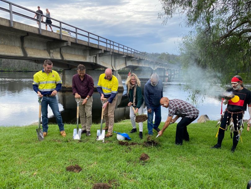 Sod -turning ceremony at Nelligen bridge